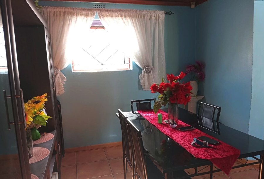 4 Bedroom Property for Sale in Voorbrug Western Cape